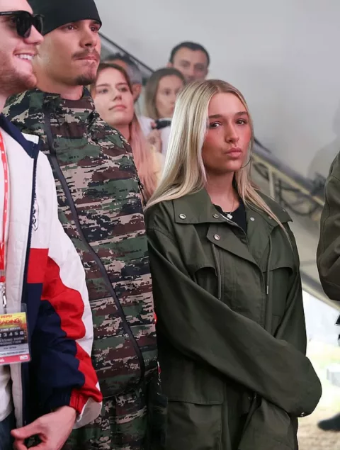 Харпер Бекхэм на музыкальном фестивале
