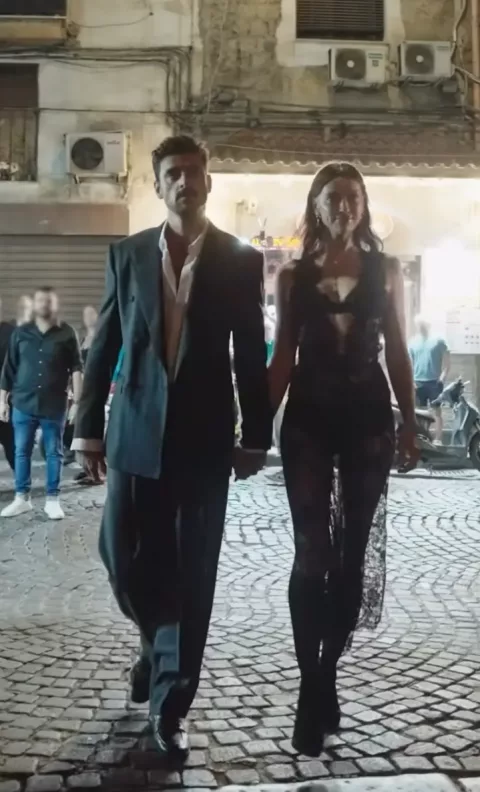 Ирина Шейк и Микеле Морроне на презентации аромата Dolce & Gabbana в Неаполе